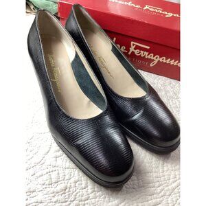 Salvatore Ferragamo Donnina Italian Womens Black Leather Shoes*Pumps*Size 8*NIB